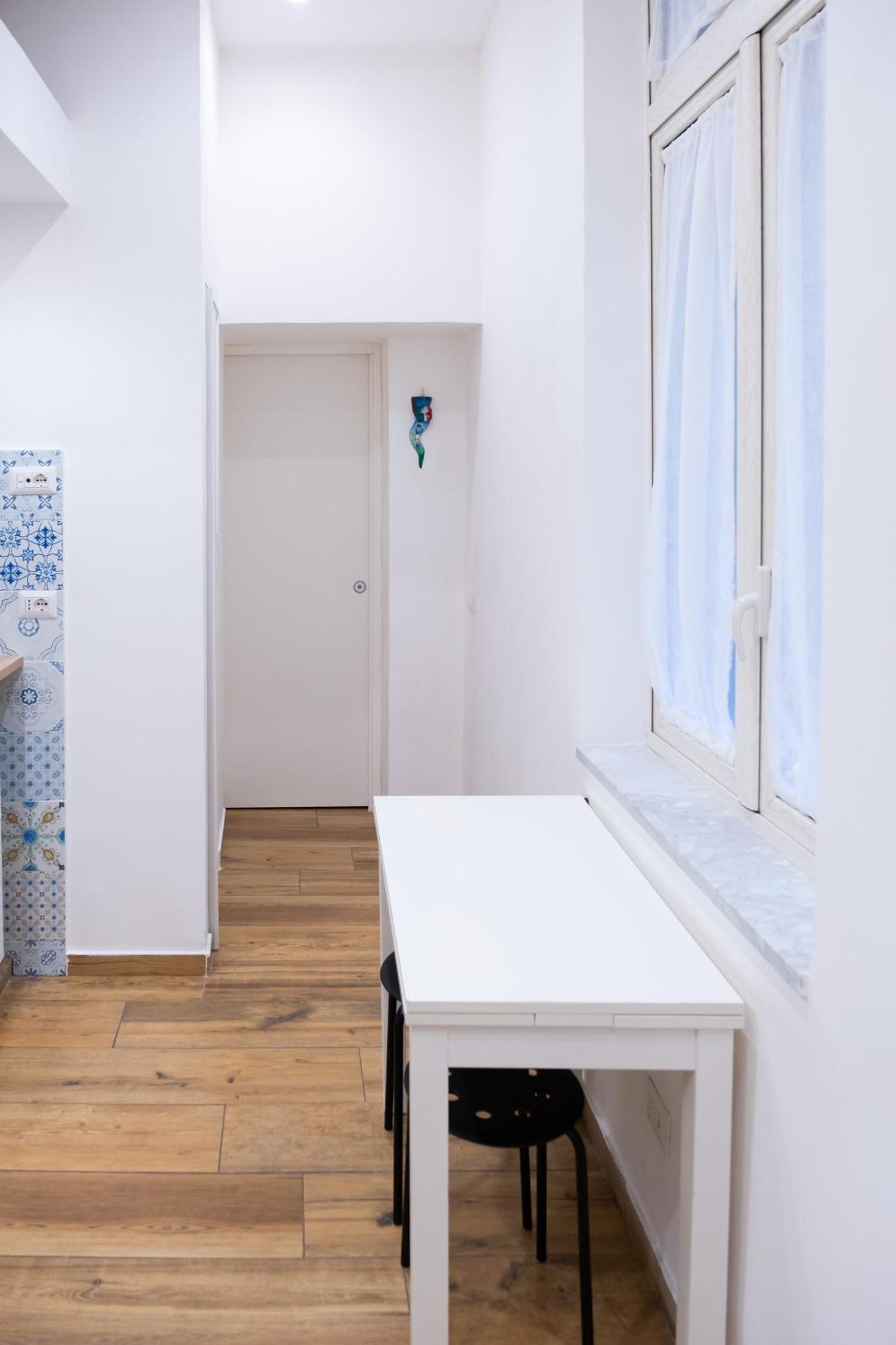 Ferienwohnung Colibri A Piazza Dante Neapel Exterior foto